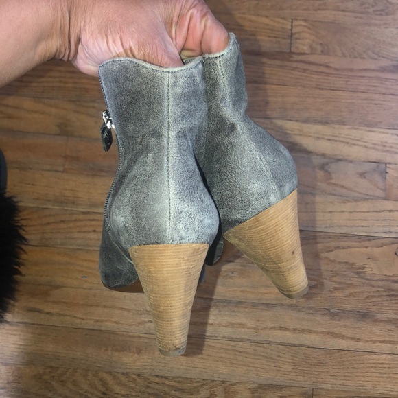 MATT BERNSON GRAY SUEDE ANKLE BOOTS - Picture 9 of 9
